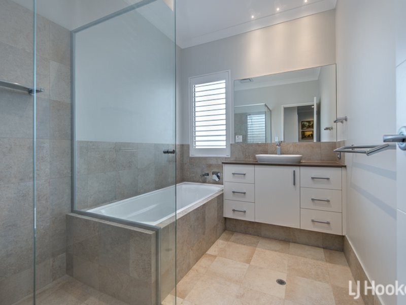 60B Goodwood Way, Canning Vale WA 6155