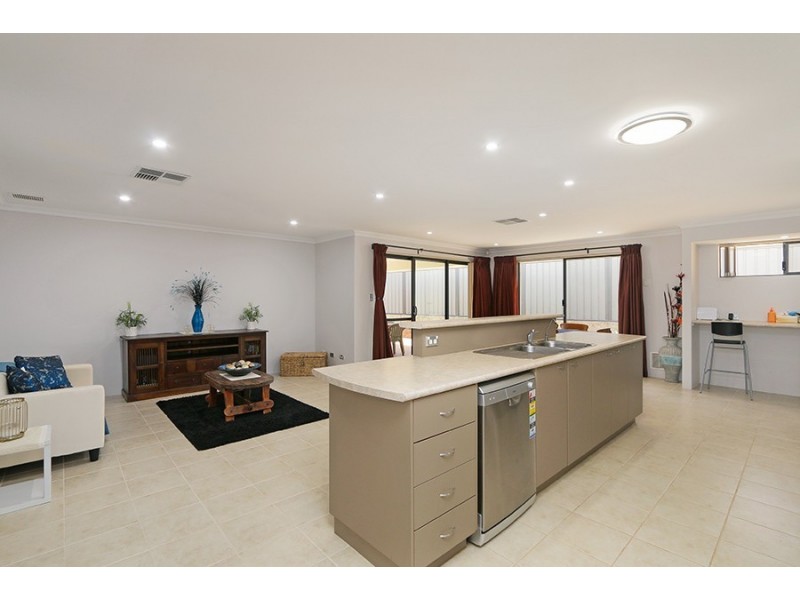 34 Kootingal Bend, Baldivis WA 6171