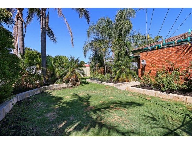 101 Braemore Street, Seville Grove WA 6112