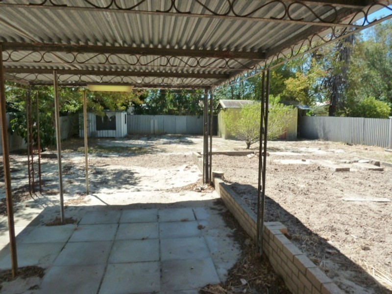 16 Ashford Street, Maddington WA 6109