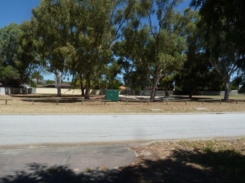 16 Ashford Street, Maddington WA 6109