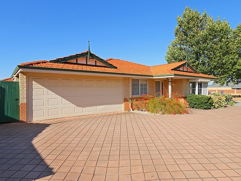 76A Towncentre Drive, Thornlie WA 6108