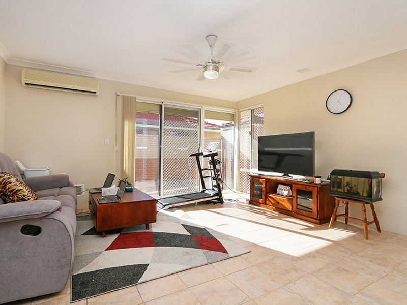 76A Towncentre Drive, Thornlie WA 6108