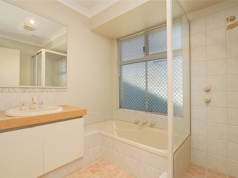 76A Towncentre Drive, Thornlie WA 6108