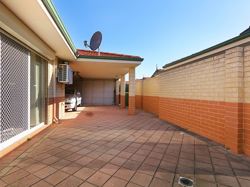 76A Towncentre Drive, Thornlie WA 6108