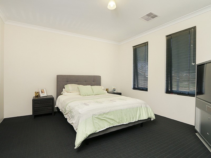 36 Villatella Gardens, Piara Waters WA 6112