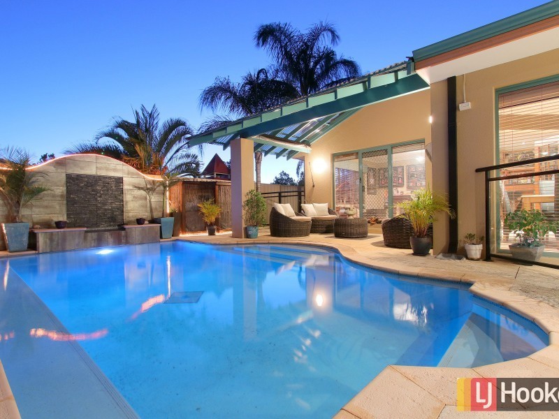 13 Lucas Loop, Canning Vale WA 6155