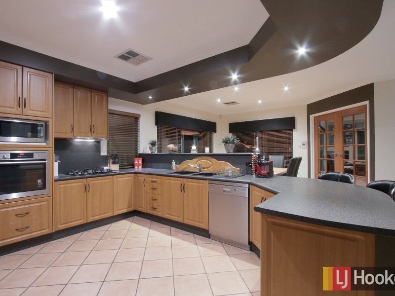 13 Lucas Loop, Canning Vale WA 6155