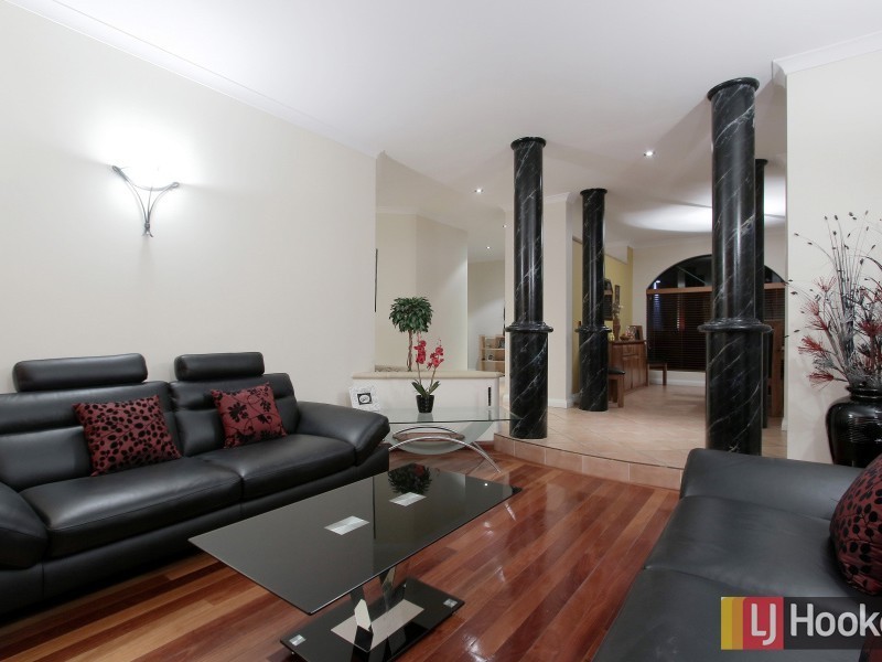 13 Lucas Loop, Canning Vale WA 6155