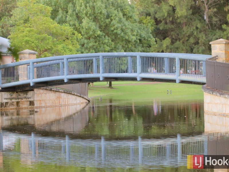 13 Lucas Loop, Canning Vale WA 6155