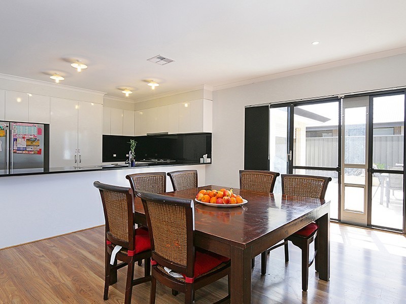 3 Appleton Road, Piara Waters WA 6112