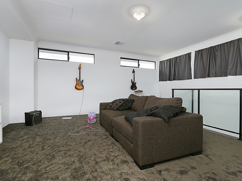 3 Appleton Road, Piara Waters WA 6112