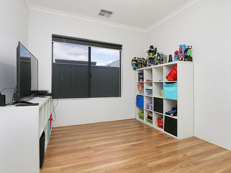 3 Appleton Road, Piara Waters WA 6112