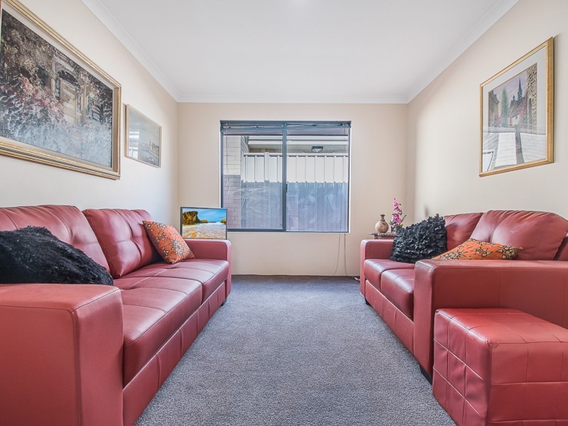 5 Northwood Loop, Thornlie WA 6108