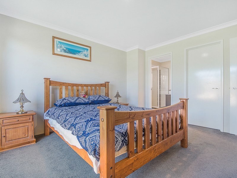 5 Northwood Loop, Thornlie WA 6108