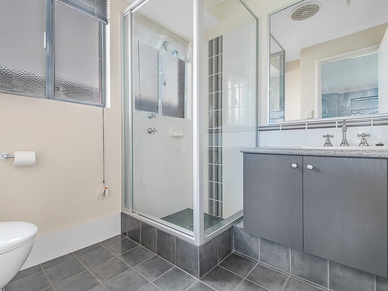 5 Northwood Loop, Thornlie WA 6108