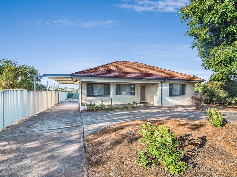 75 Fremantle Road, Gosnells WA 6110