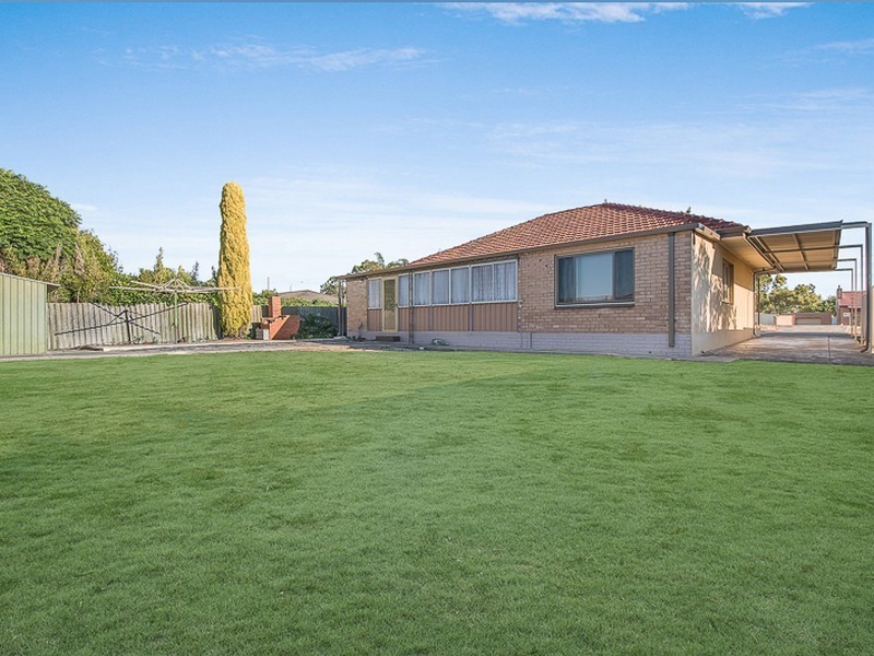 75 Fremantle Road, Gosnells WA 6110