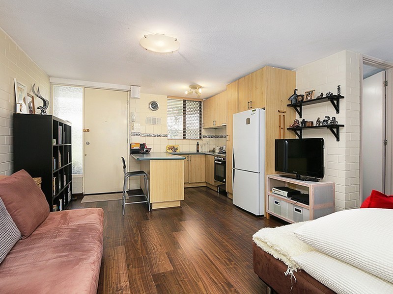 5A/19 Herdsman Parade, Wembley WA 6014