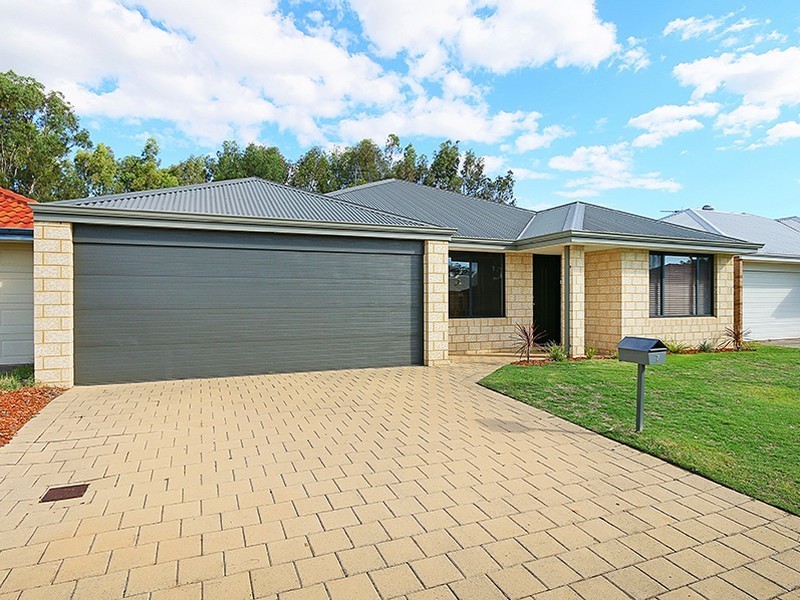 7 Gowrie Approach, Canning Vale WA 6155