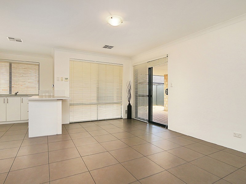 7 Gowrie Approach, Canning Vale WA 6155