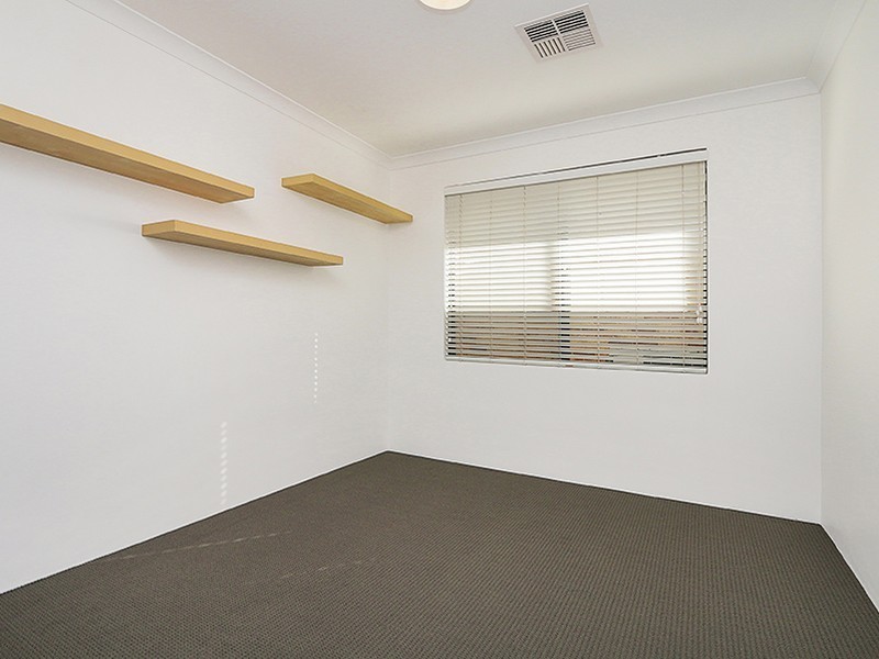 7 Gowrie Approach, Canning Vale WA 6155