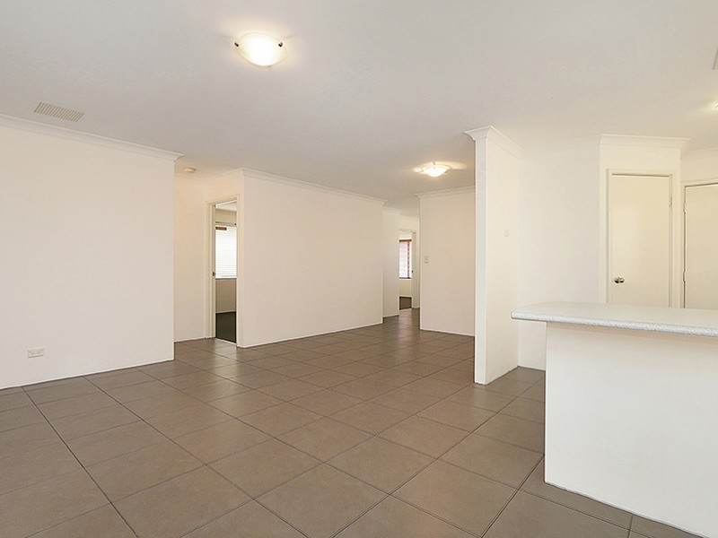 7 Gowrie Approach, Canning Vale WA 6155