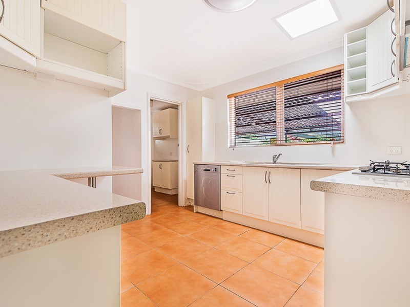 7 Kenmare Avenue, Thornlie WA 6108