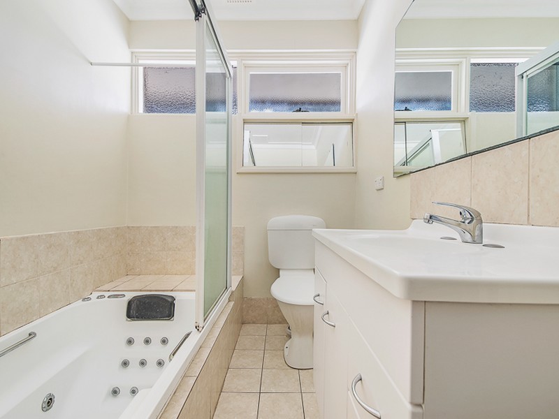 7 Kenmare Avenue, Thornlie WA 6108