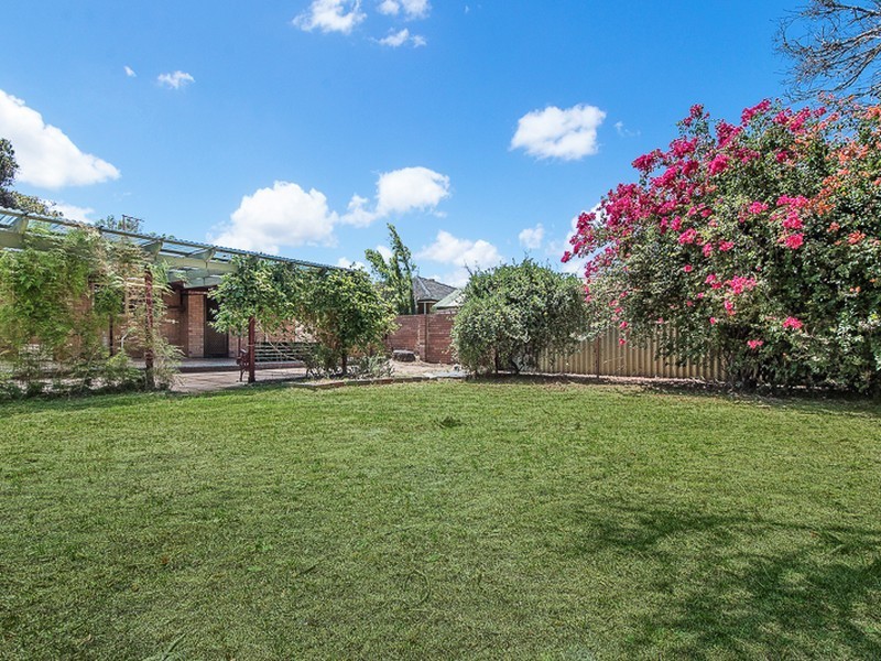 7 Kenmare Avenue, Thornlie WA 6108