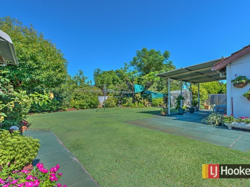 43 Berehaven Avenue, Thornlie WA 6108