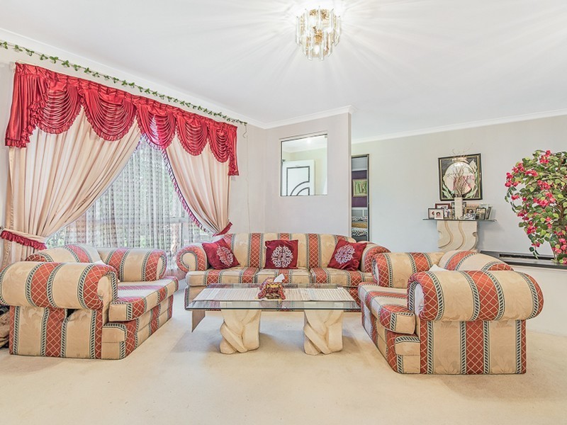 55 Flowerwood Way, Huntingdale WA 6110