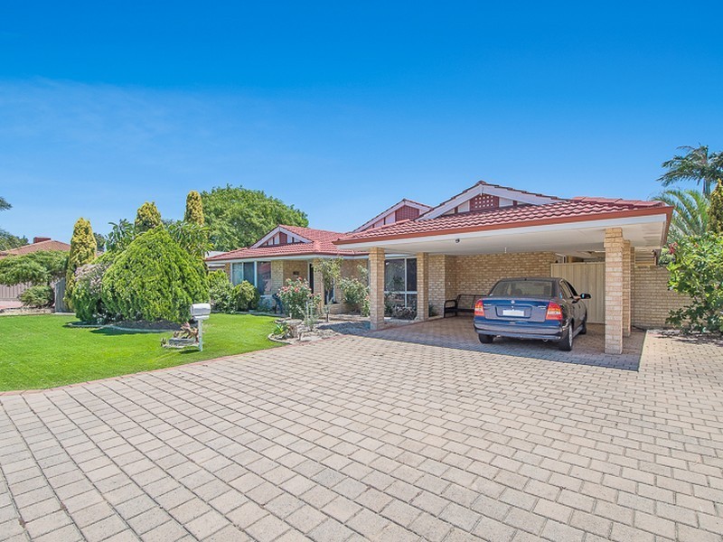 55 Flowerwood Way, Huntingdale WA 6110