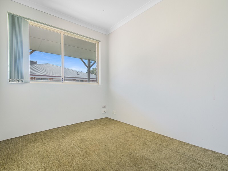 21 Lydiard Retreat, Canning Vale WA 6155