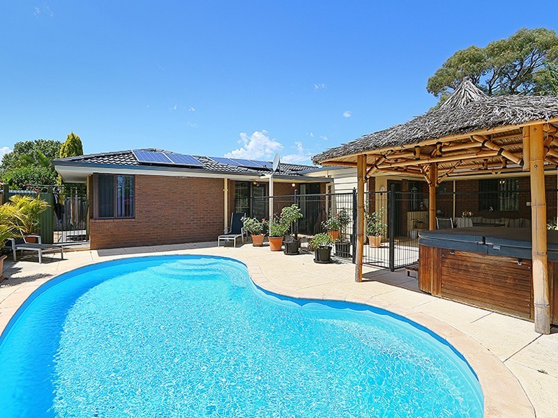 13 Dunholme Place, Huntingdale WA 6110