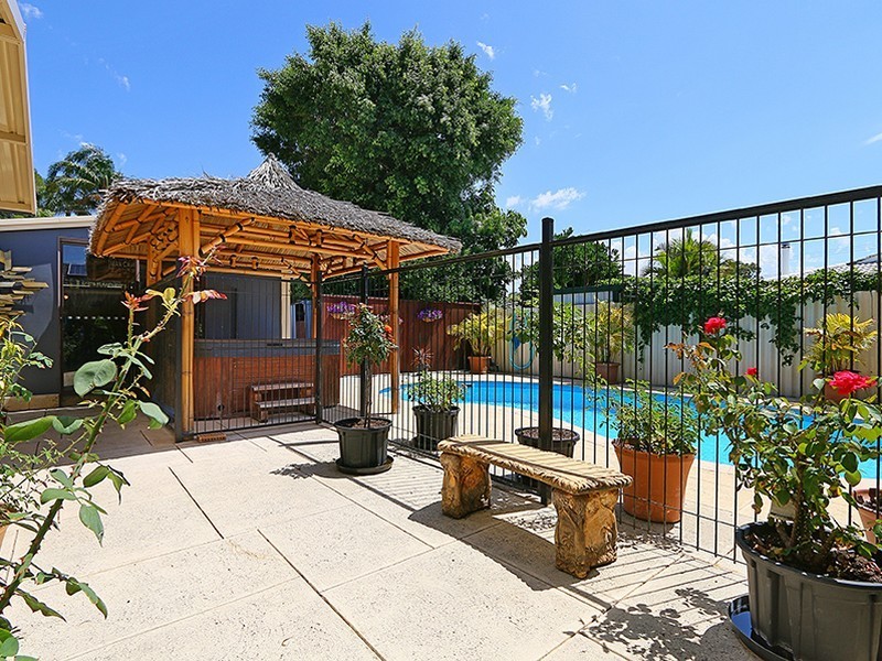 13 Dunholme Place, Huntingdale WA 6110