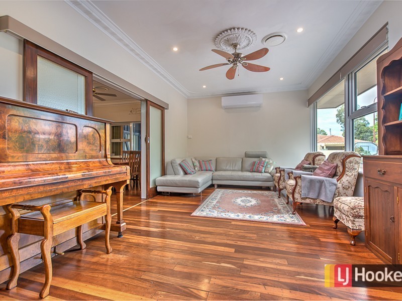 33 Ovens Road, Thornlie WA 6108
