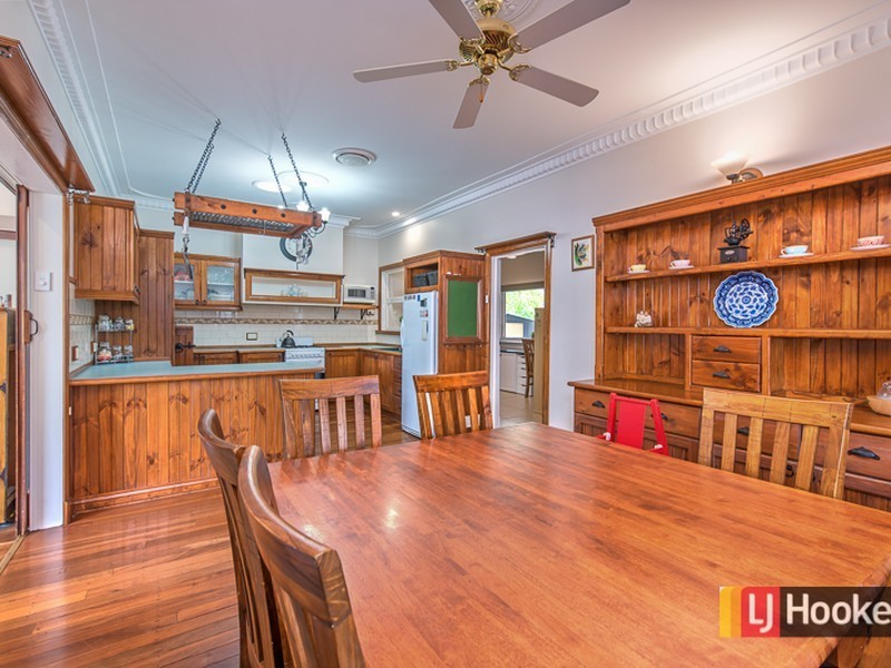 33 Ovens Road, Thornlie WA 6108