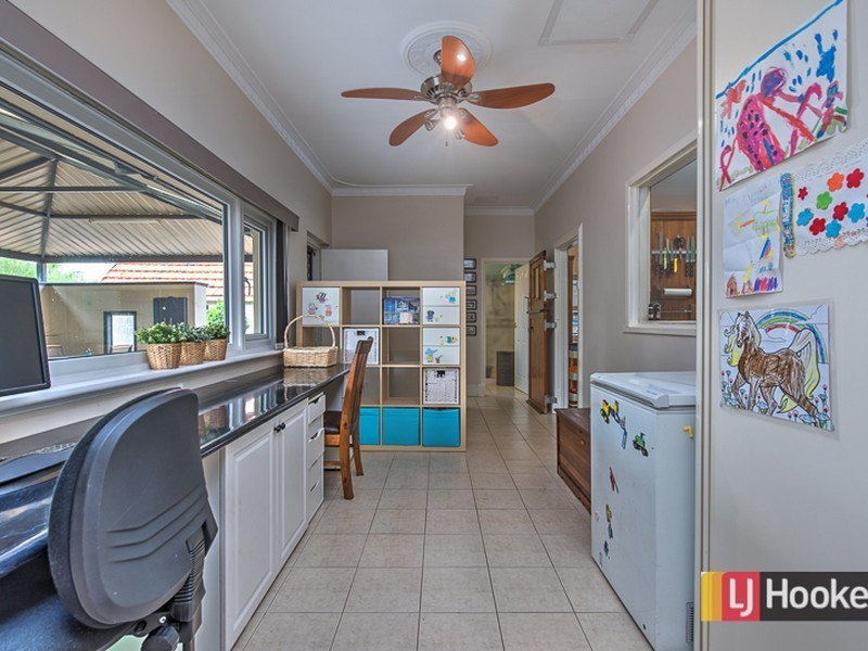 33 Ovens Road, Thornlie WA 6108