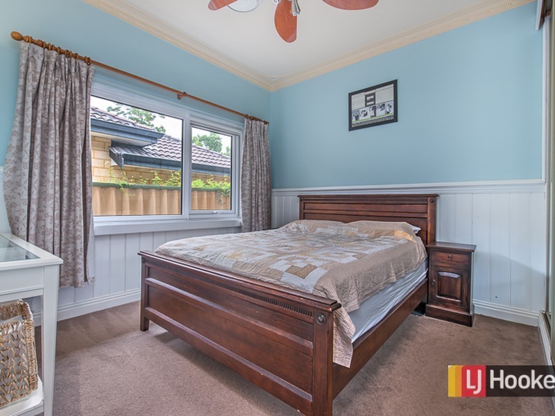 33 Ovens Road, Thornlie WA 6108