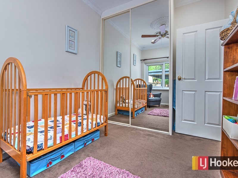 33 Ovens Road, Thornlie WA 6108