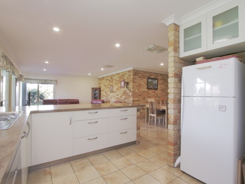 23 Sedges Grove, Canning Vale WA 6155