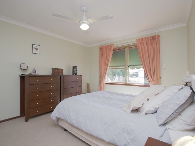 23 Sedges Grove, Canning Vale WA 6155