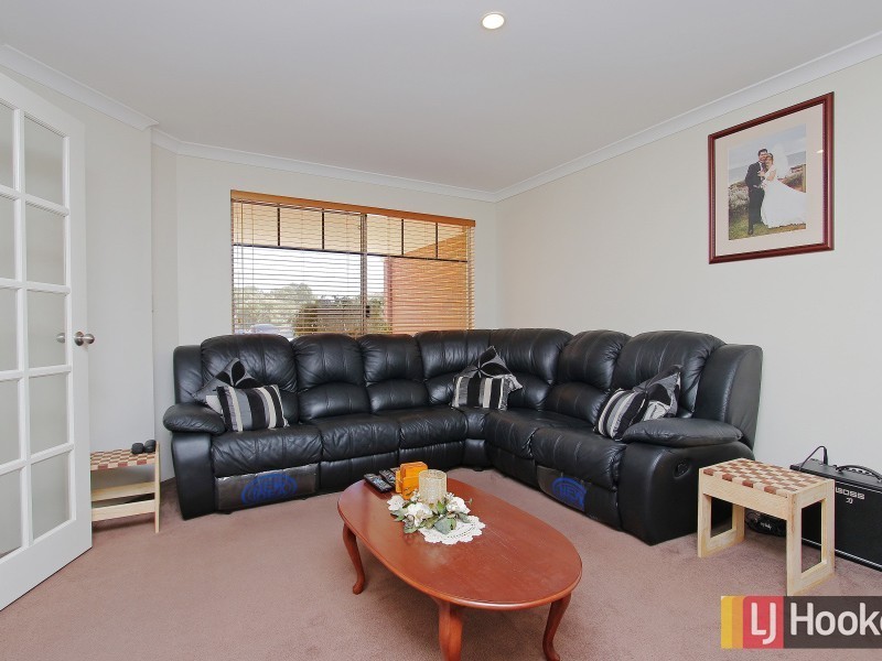 120 Amherst Road, Canning Vale WA 6155