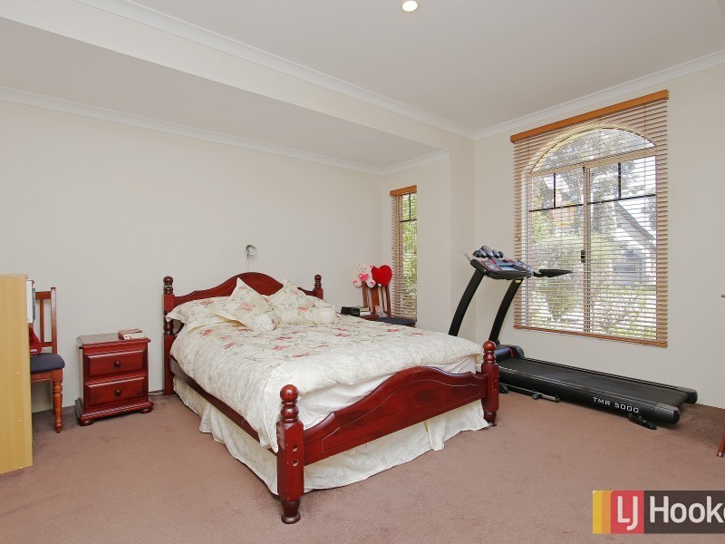 120 Amherst Road, Canning Vale WA 6155