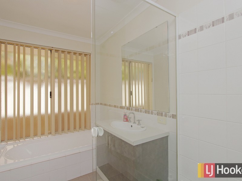 120 Amherst Road, Canning Vale WA 6155