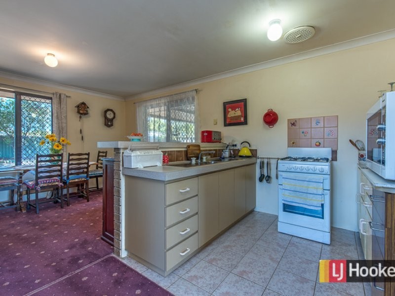 37 Dwyer Crescent, Gosnells WA 6110
