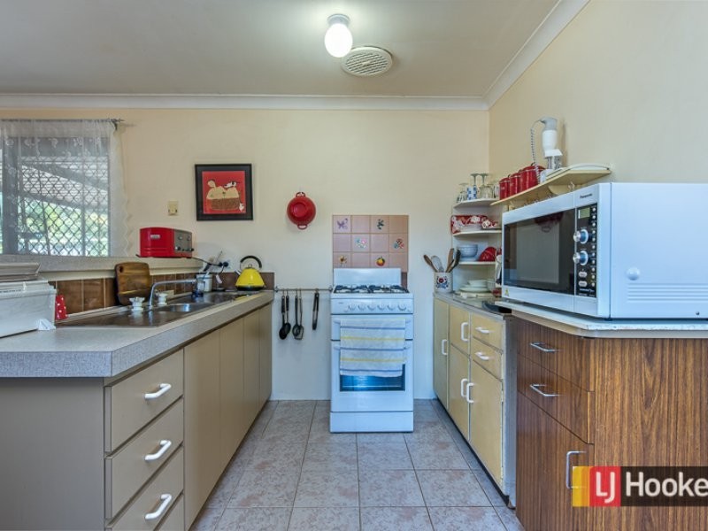 37 Dwyer Crescent, Gosnells WA 6110