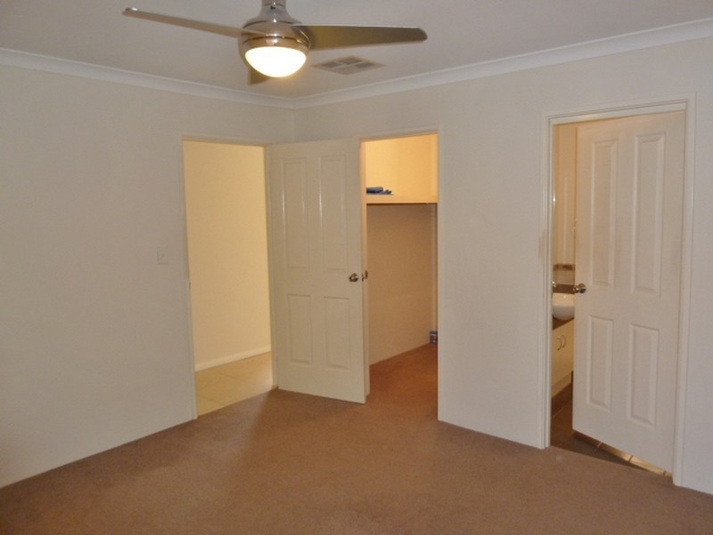 10A Sarah Close, Canning Vale WA 6155