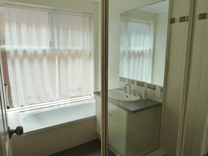 10A Sarah Close, Canning Vale WA 6155